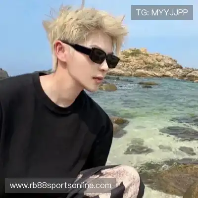 何战朗